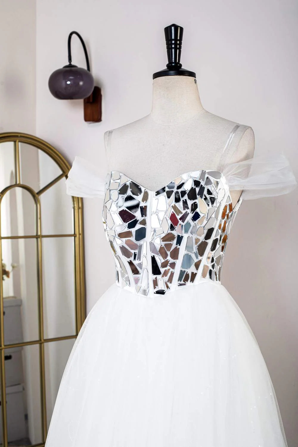 Vestidos de fiesta largos de tul con corte en A, hombros descubiertos y espejo de cristal tallado