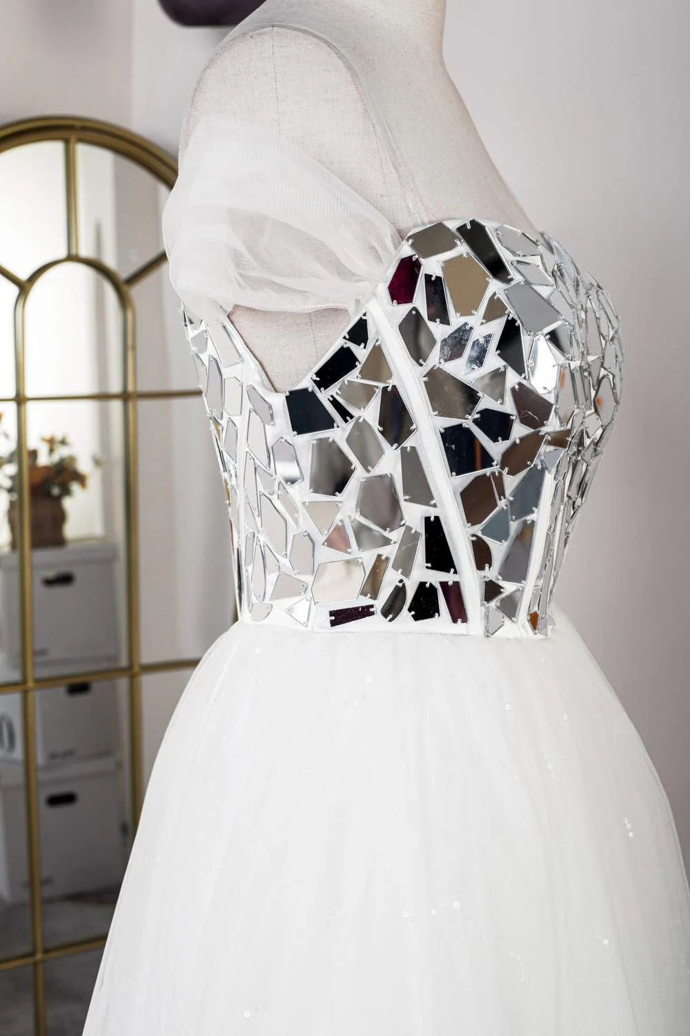 Vestidos de fiesta largos de tul con corte en A, hombros descubiertos y espejo de cristal tallado