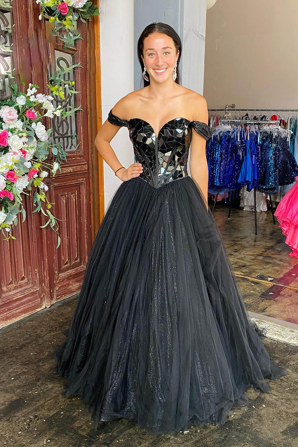 Vestidos de fiesta largos de tul con corte en A, hombros descubiertos y espejo de cristal tallado