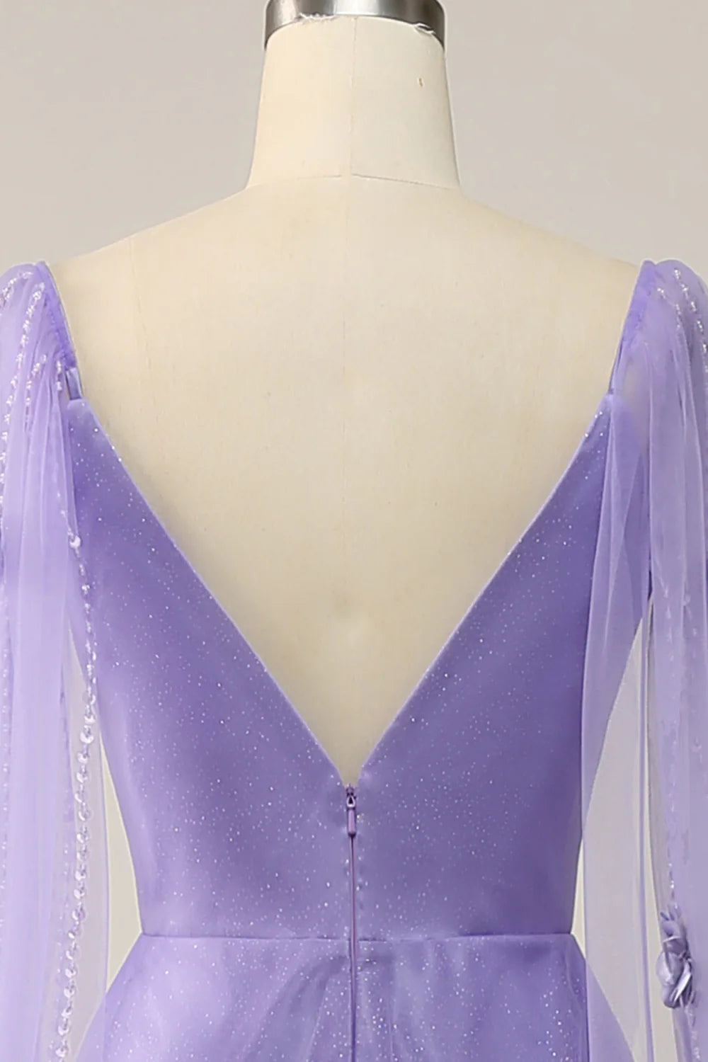 Vestido de fiesta morado con cola Watteau y flores 3D