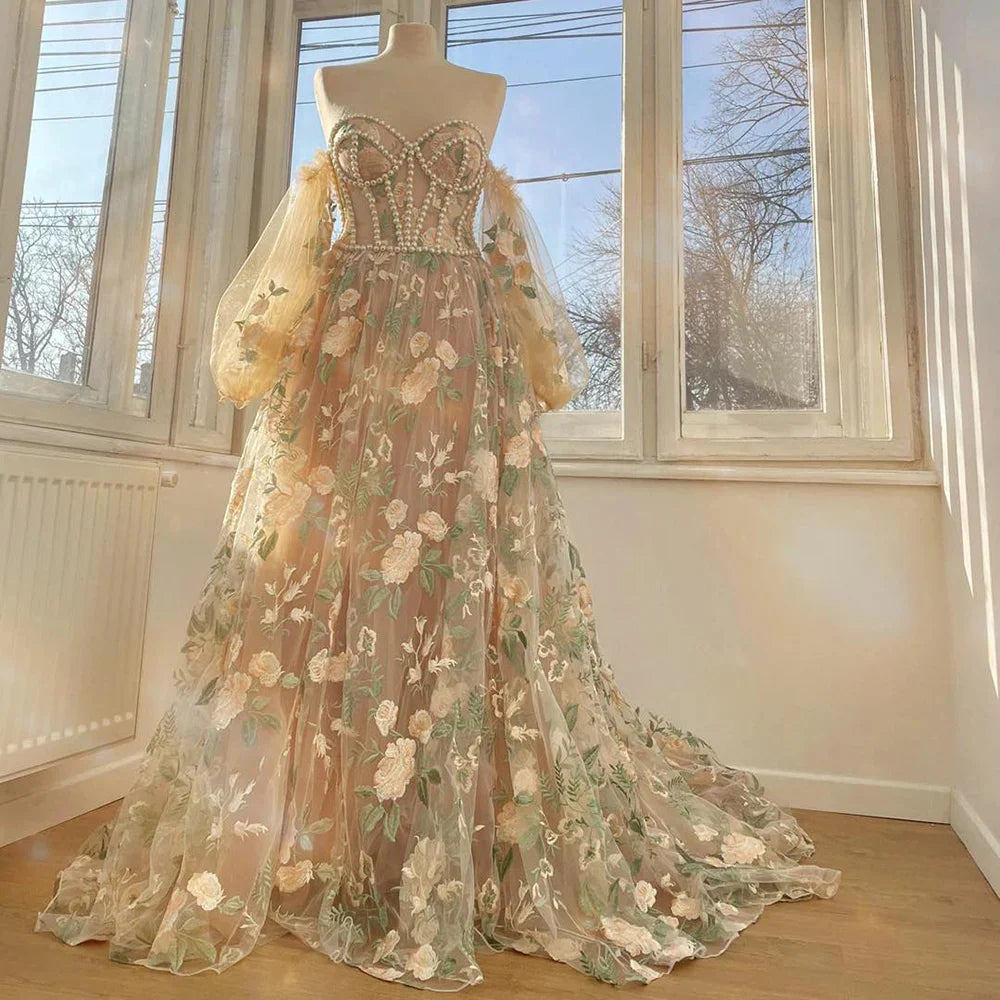 Vestidos de fiesta de tul con mangas largas y corte A con apliques y perlas