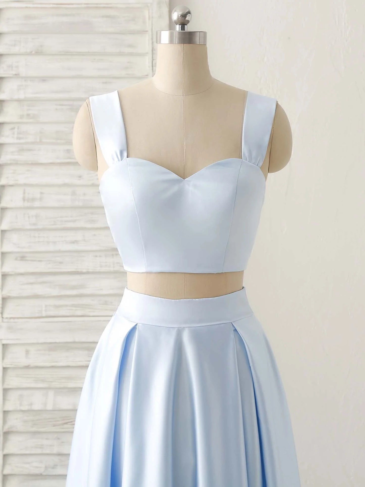 Vestidos de fiesta de satén azul con escote en forma de corazón y corte en A, vestidos de noche económicos hasta el suelo.