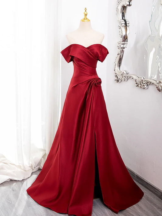 Vestido de fiesta largo de satén burdeos con hombros descubiertos y corte en A de Amzcw. Disponible en tienda.