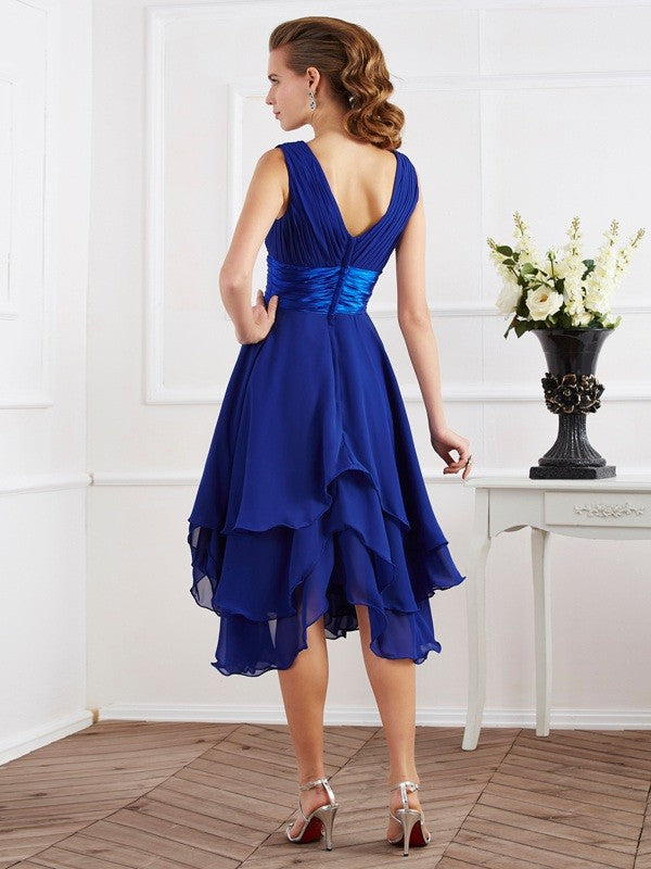 Vestidos de dama de honor cortos de gasa con corte A/princesa, escote en V, mangas cortas y pliegues