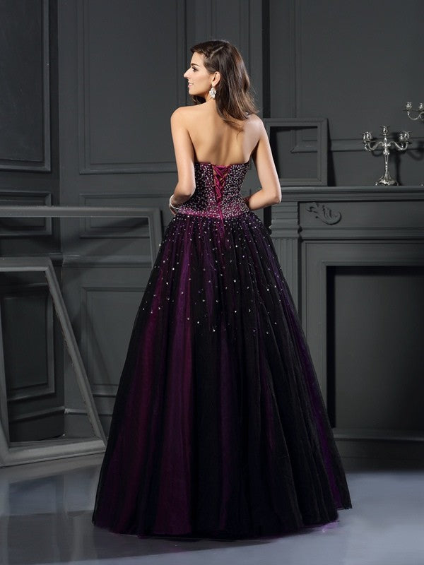 Vestidos de quinceañera largos de satén sin mangas con escote en forma de corazón y cuentas