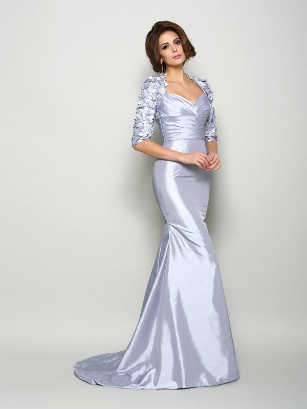 Vestidos largos de tafetán para madre de la novia con apliques de corazón, mangas 1/2 y corte trompeta/sirena