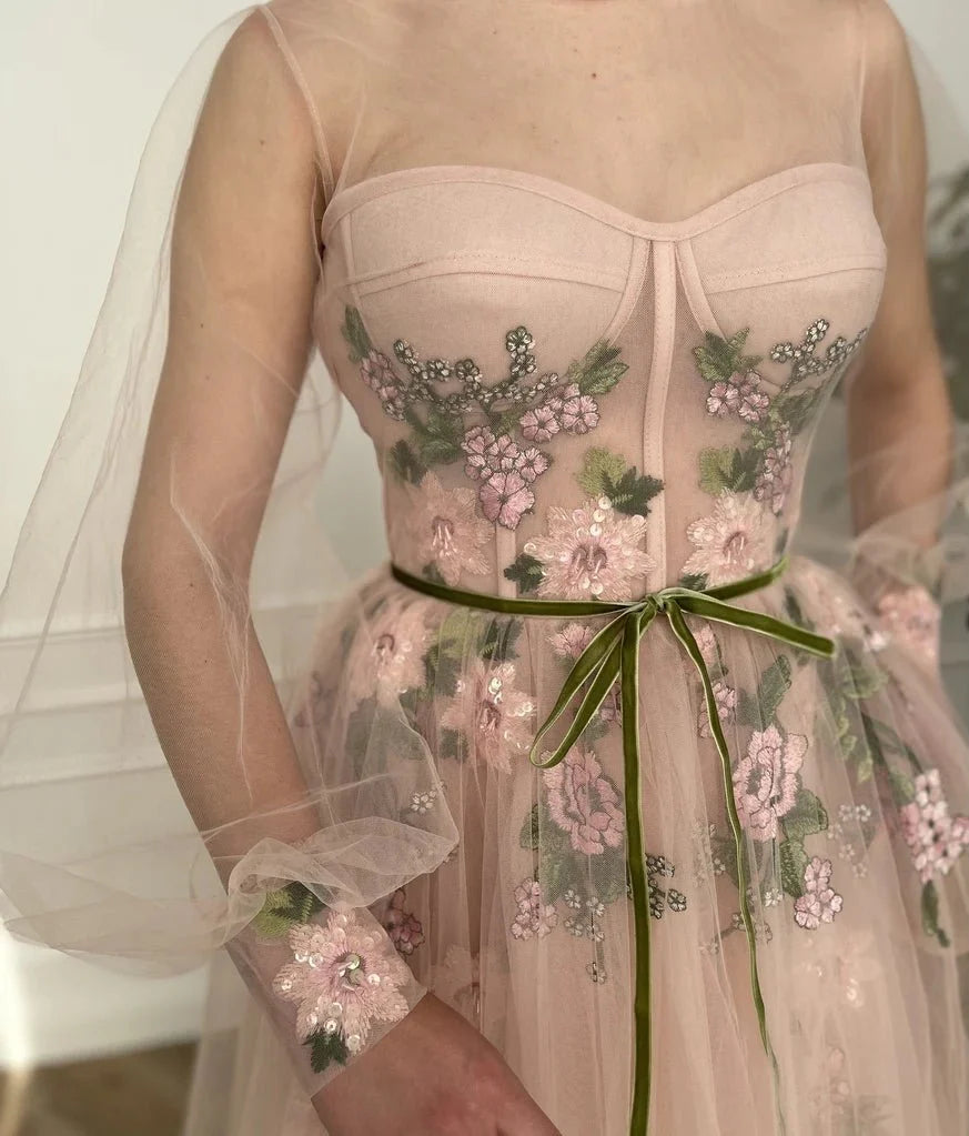 Vestidos de fiesta largos formales con corte en A, manga larga y bordado floral