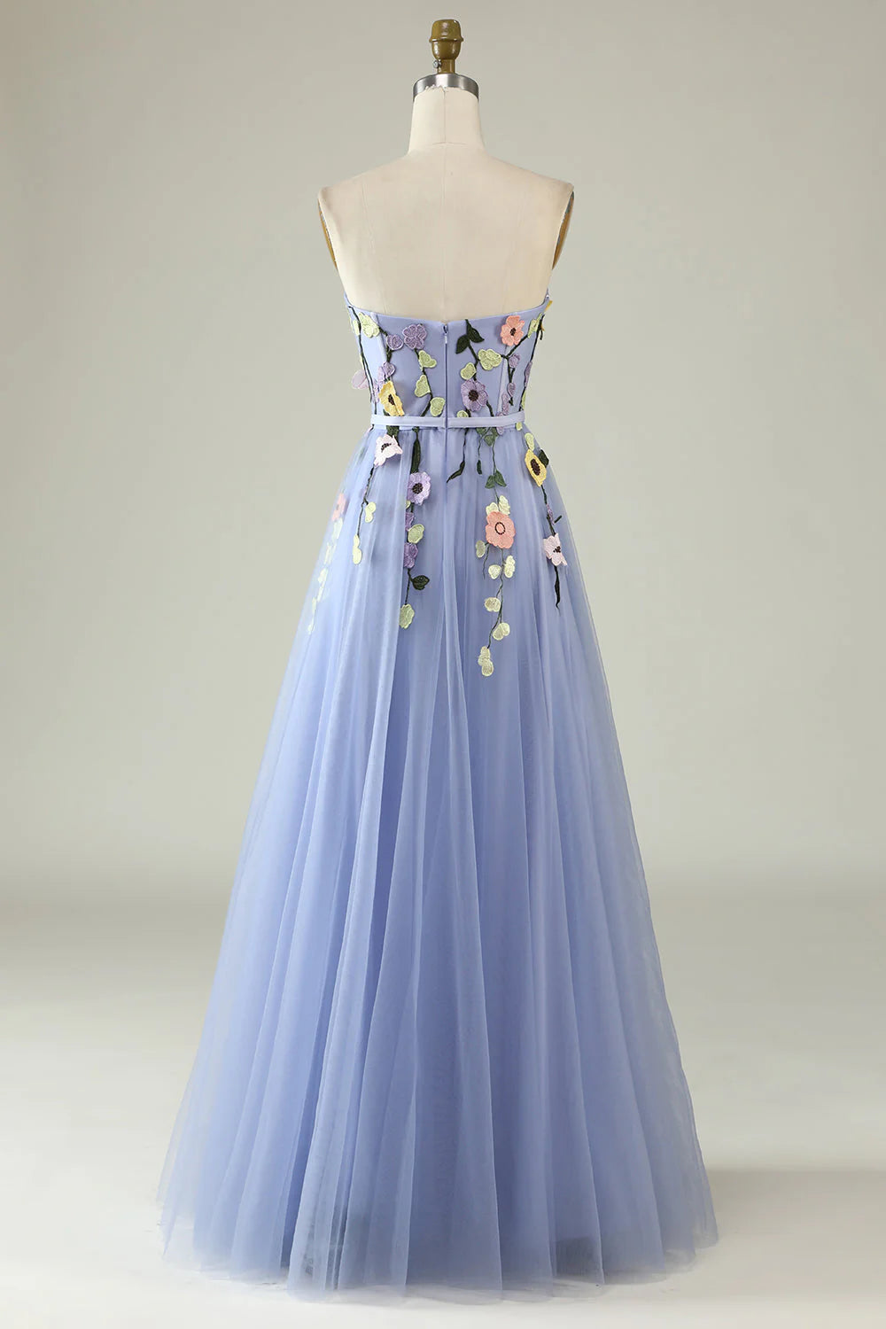 Vestidos de noche largos de tul con escote en forma de corazón y flores 3D