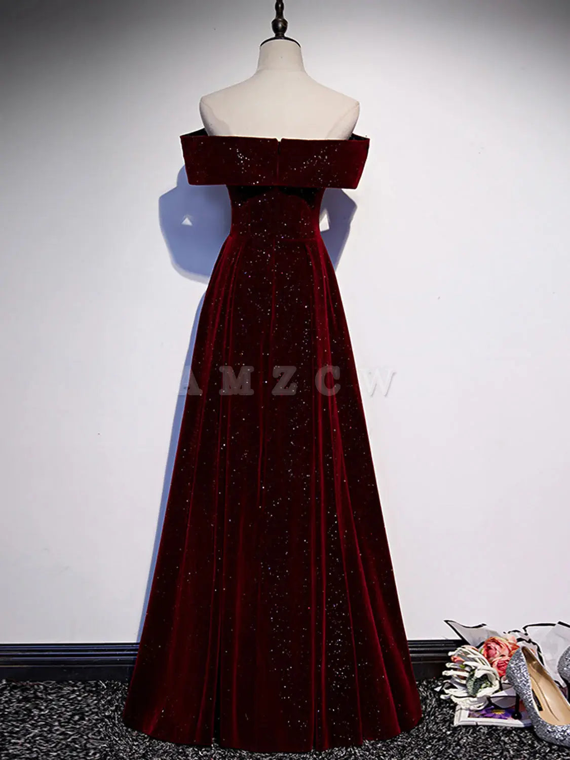 Vestido de fiesta largo burdeos de terciopelo con hombros descubiertos y corte en A de Amzcw, vestido formal burdeos, vestido de fiesta en tienda