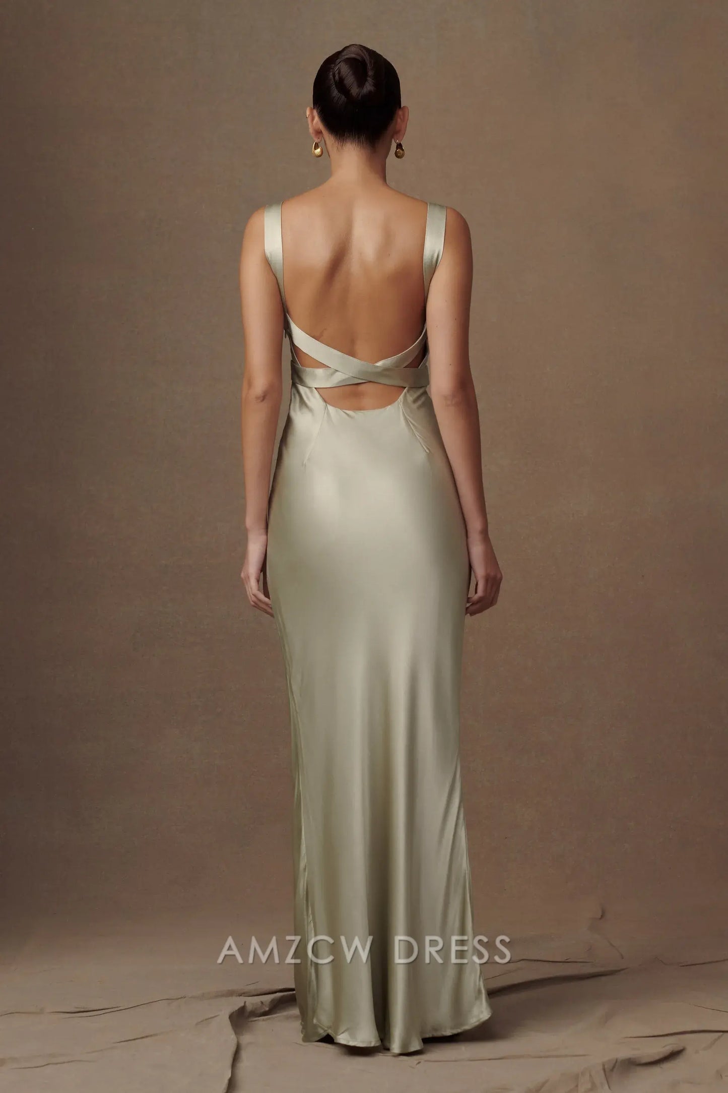 Amzcw Elegant Satin Maxi Dress with Square Neckline and Crisscross Back Straps: A Graceful Choice for Formal Events