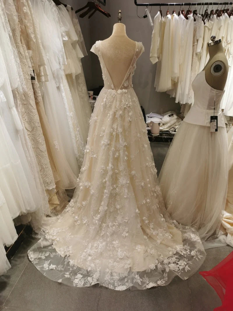 A Line Ivory V Neck Country Wedding Dresses With Appliques