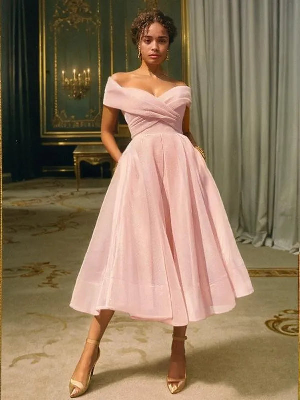 Charming Fit-and-Flare Off-Shoulder Sweetheart Sleeveless Knee-Length Evening Dresses