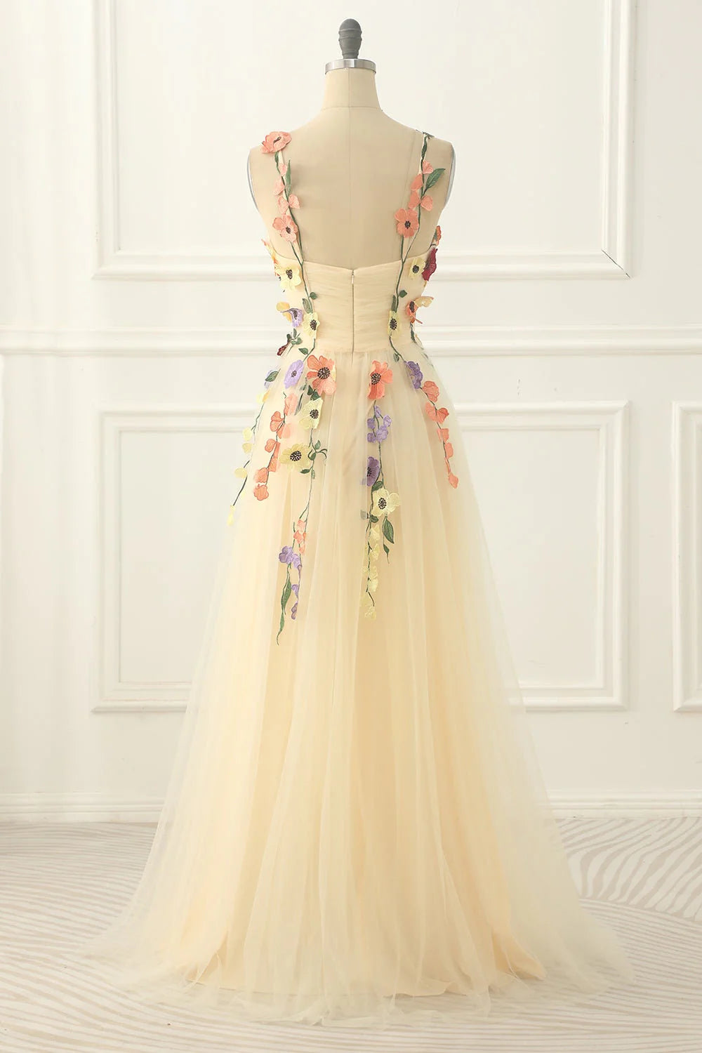Vestidos de noche elegantes, largos, con escote en forma de corazón y cremallera.
