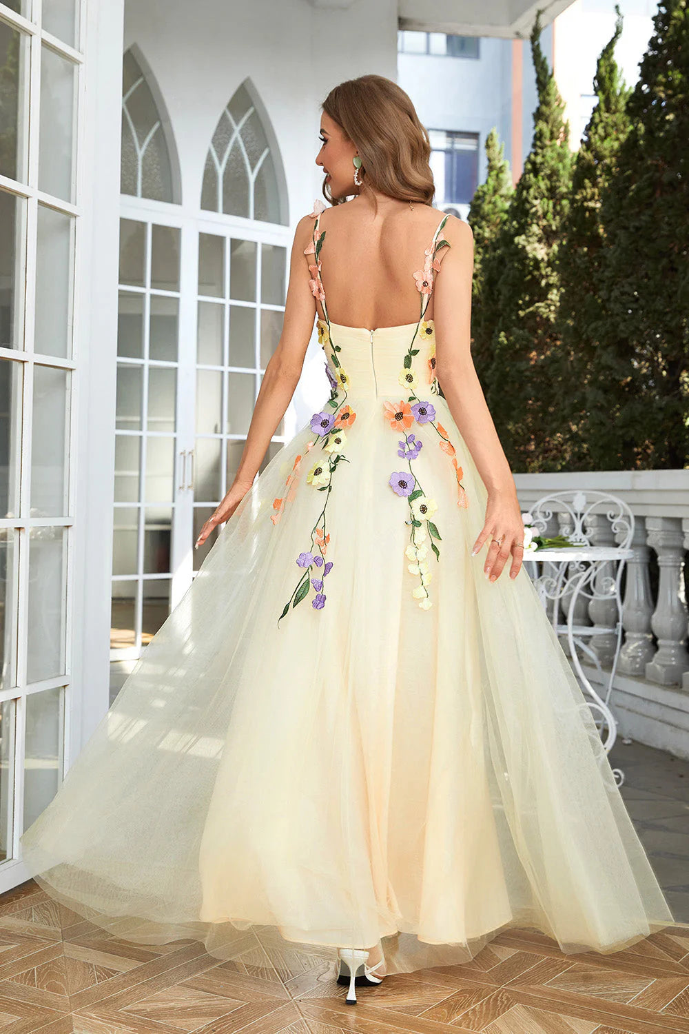 Vestidos de noche elegantes, largos, con escote en forma de corazón y cremallera.