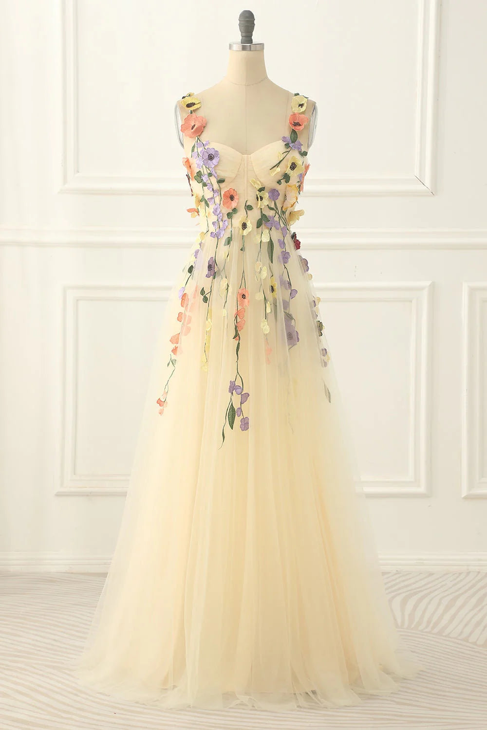Vestidos de noche elegantes, largos, con escote en forma de corazón y cremallera.