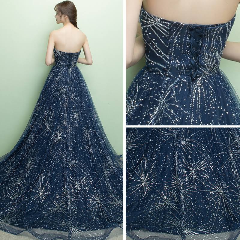 Elegante vestido de fiesta largo azul marino brillante sin tirantes de corte A