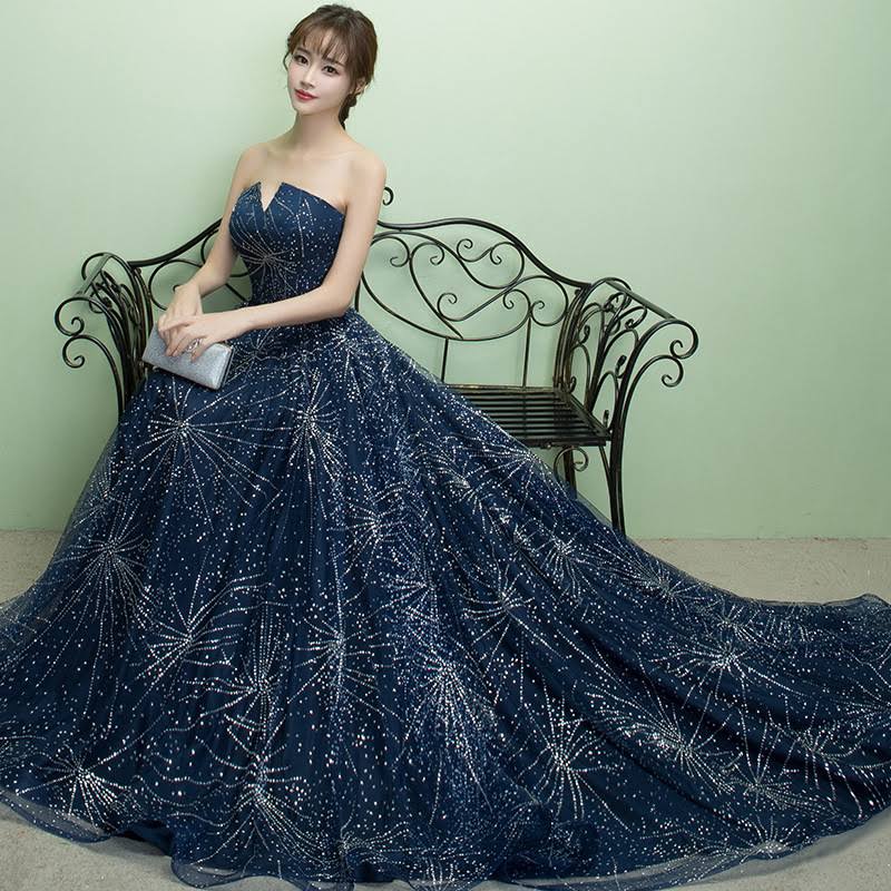 Elegante vestido de fiesta largo azul marino brillante sin tirantes de corte A