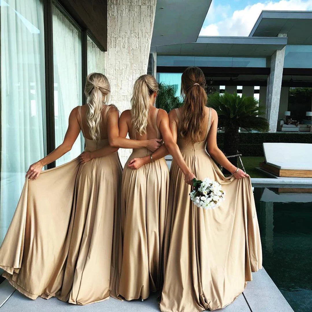Elegante vestido de dama de honor de satén elástico con escote en V, espalda descubierta, volantes y sin mangas con abertura