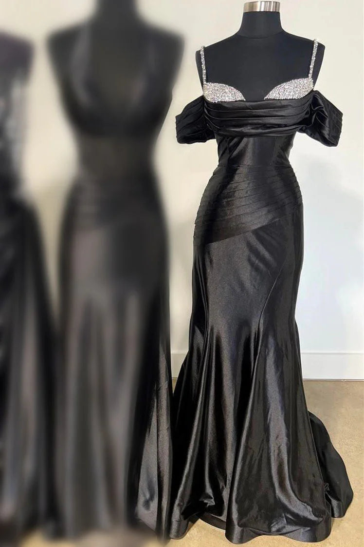 Elegante vestido de fiesta largo estilo sirena con tirantes finos fruncidos y cuentas