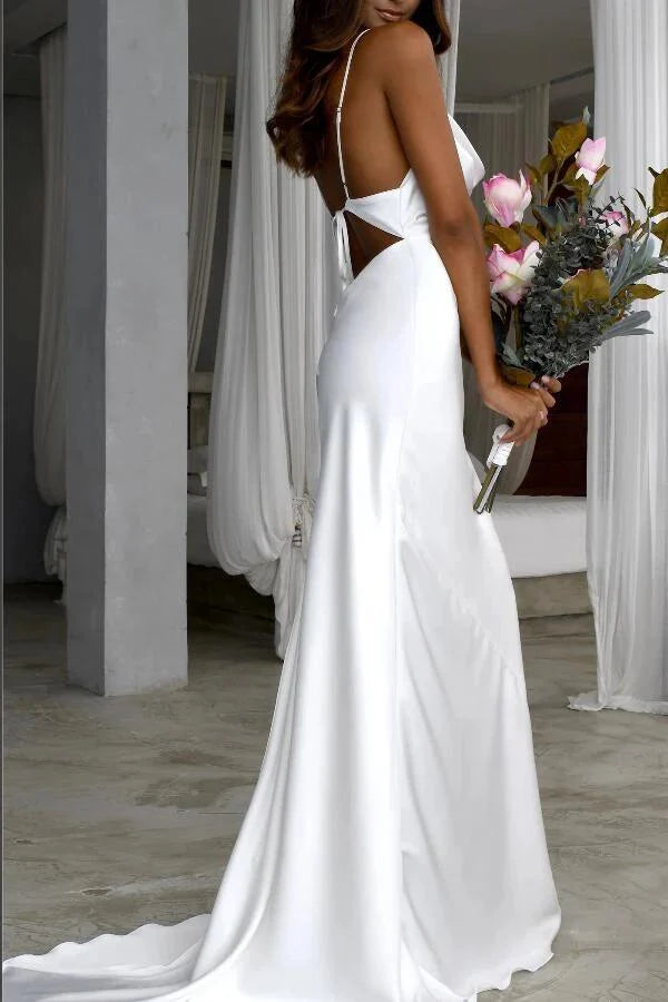 Elegante vestido de novia blanco sencillo con escote de sirena