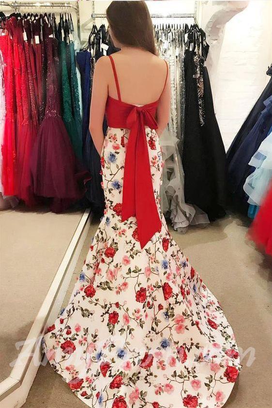 Elegante vestido de fiesta de dos piezas con escote corazón, tirantes finos y lazo floral rojo estilo sirena