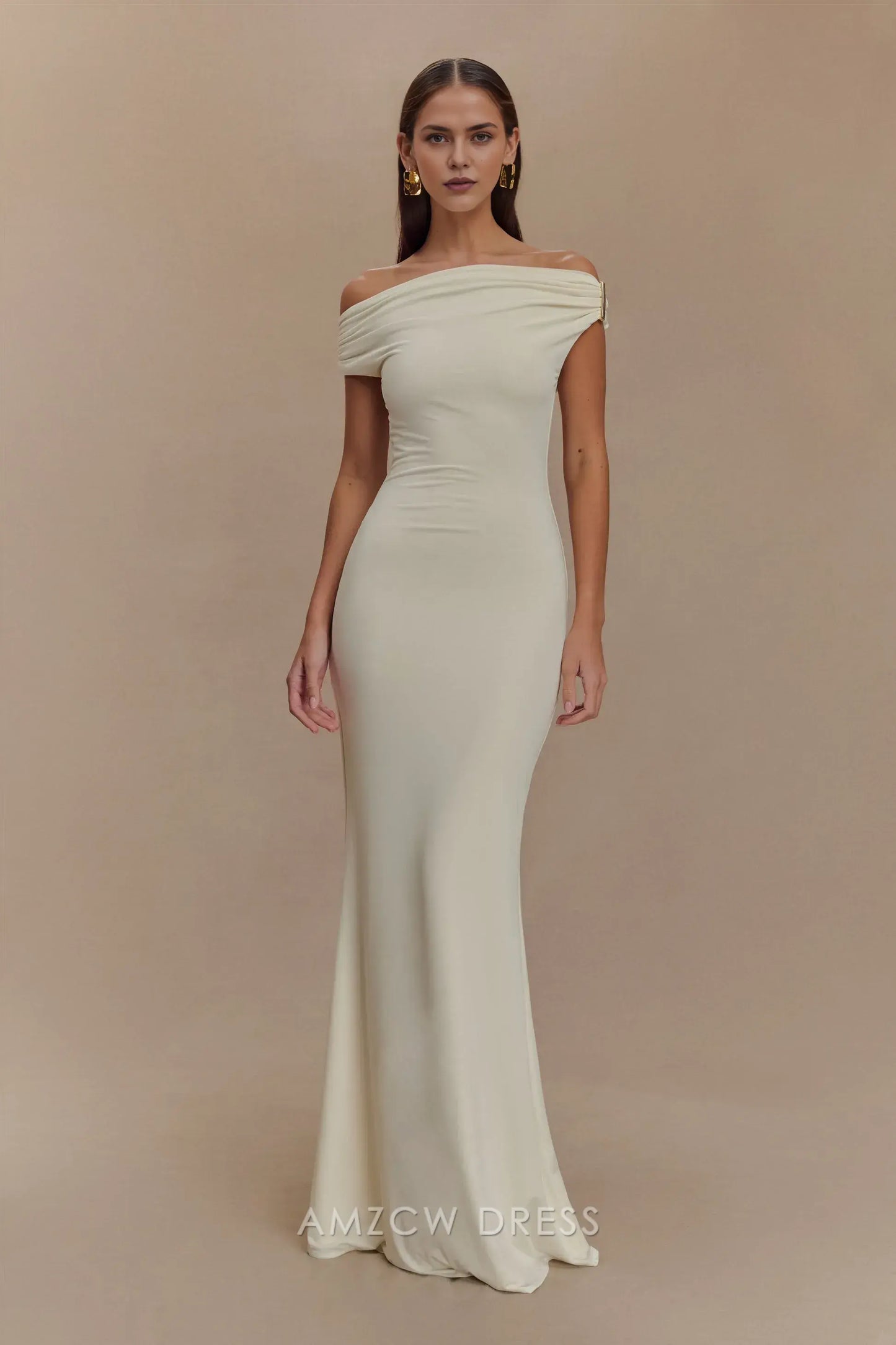 Eleganckie sukienki na bal maturalny Amzcw, satynowa sukienka mini z odkrytymi ramionami w kształcie litery A, krótka, gorąca wyprzedaż dla kobiet