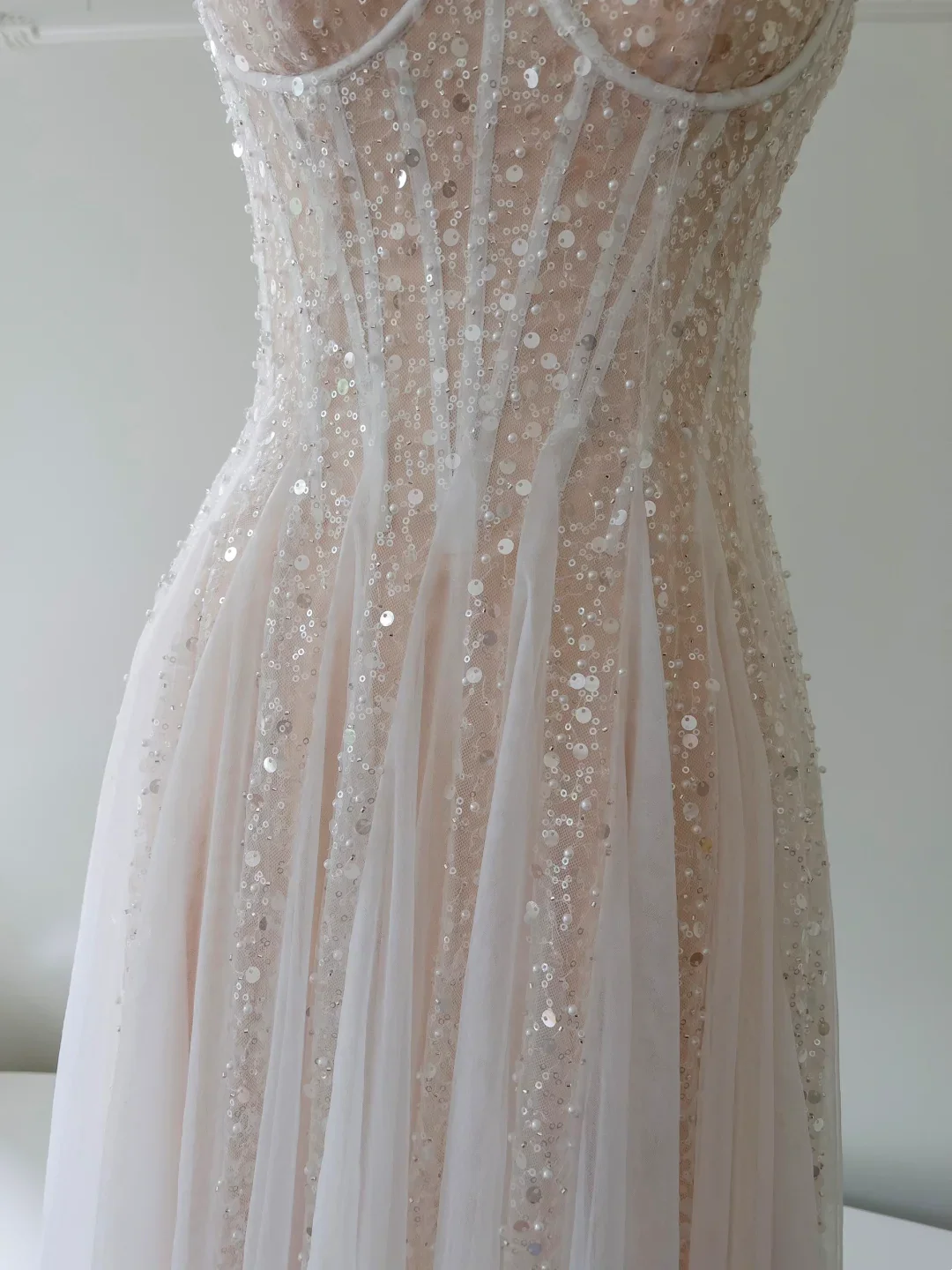 Evening Dress Spaghetti Strap Sweetheart Neckline Midi Gown with Corset Bodice and Sequin Tulle Overlay