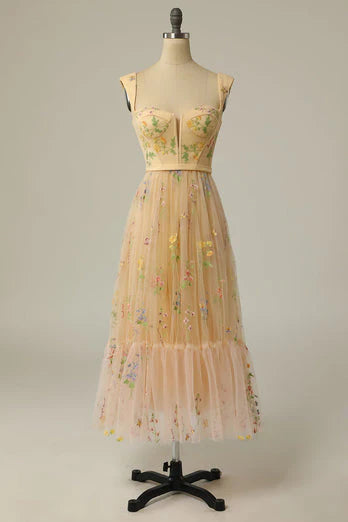 Vestidos de fiesta con tirantes de corazón, corte A, tul, largo hasta la rodilla