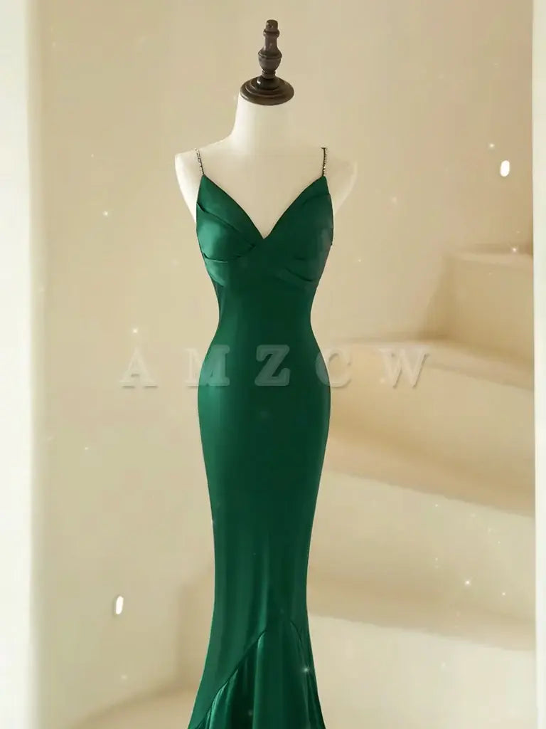 Suknia balowa Amzcw Mermaid V Neck Satin Green Long Prom Dress Green Satin Long Formalna sukienka na studniówkę sklepy z sukniami balowymi