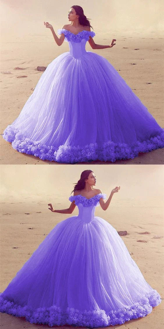 Vestido de quinceañera con hombros descubiertos, tul con flores hechas a mano