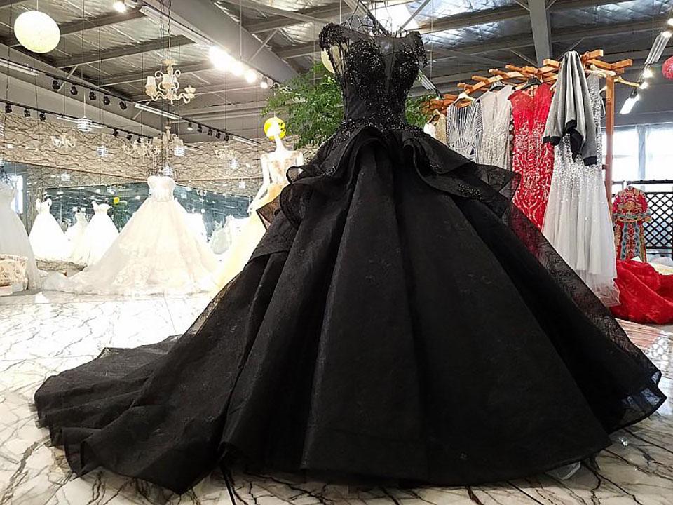 Princess Black Ball Gown Beaded Prom Dresses Tulle Long Quinceanera Dresses