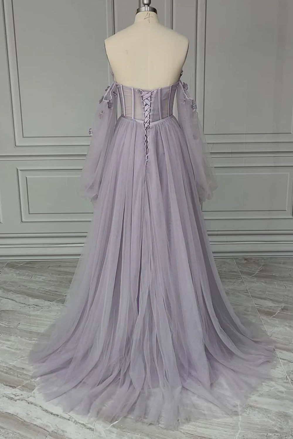 Vestidos de fiesta de tul con escote corazón y flores hechas a mano con cordones