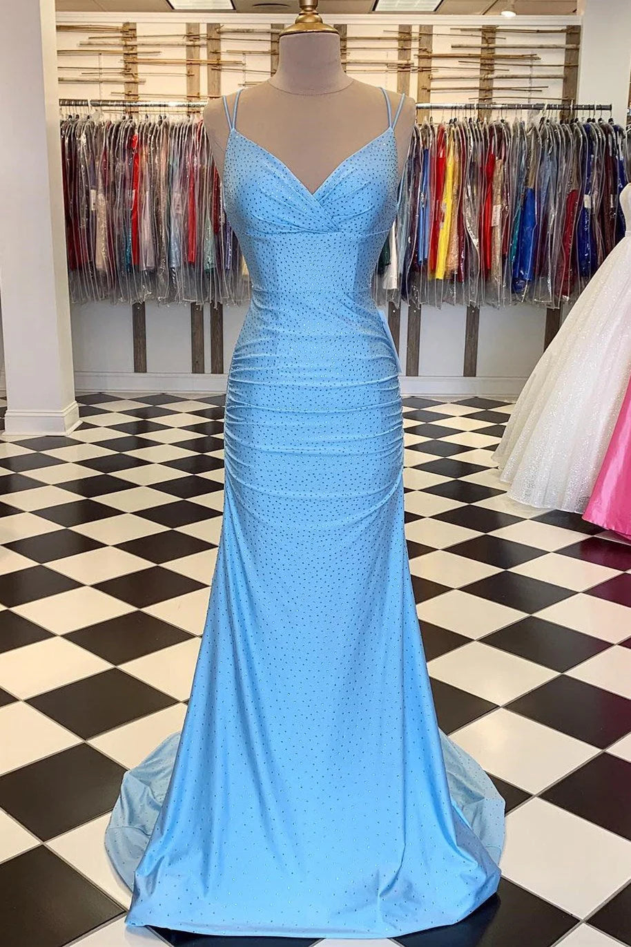 Vestidos de fiesta de satén con tirantes finos y cola larga tipo sirena