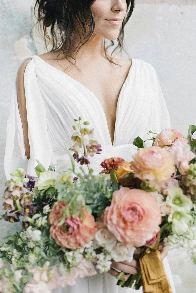 Vestidos de novia de gasa color marfil con escote en V y corte A, vestidos de novia largos de media manga