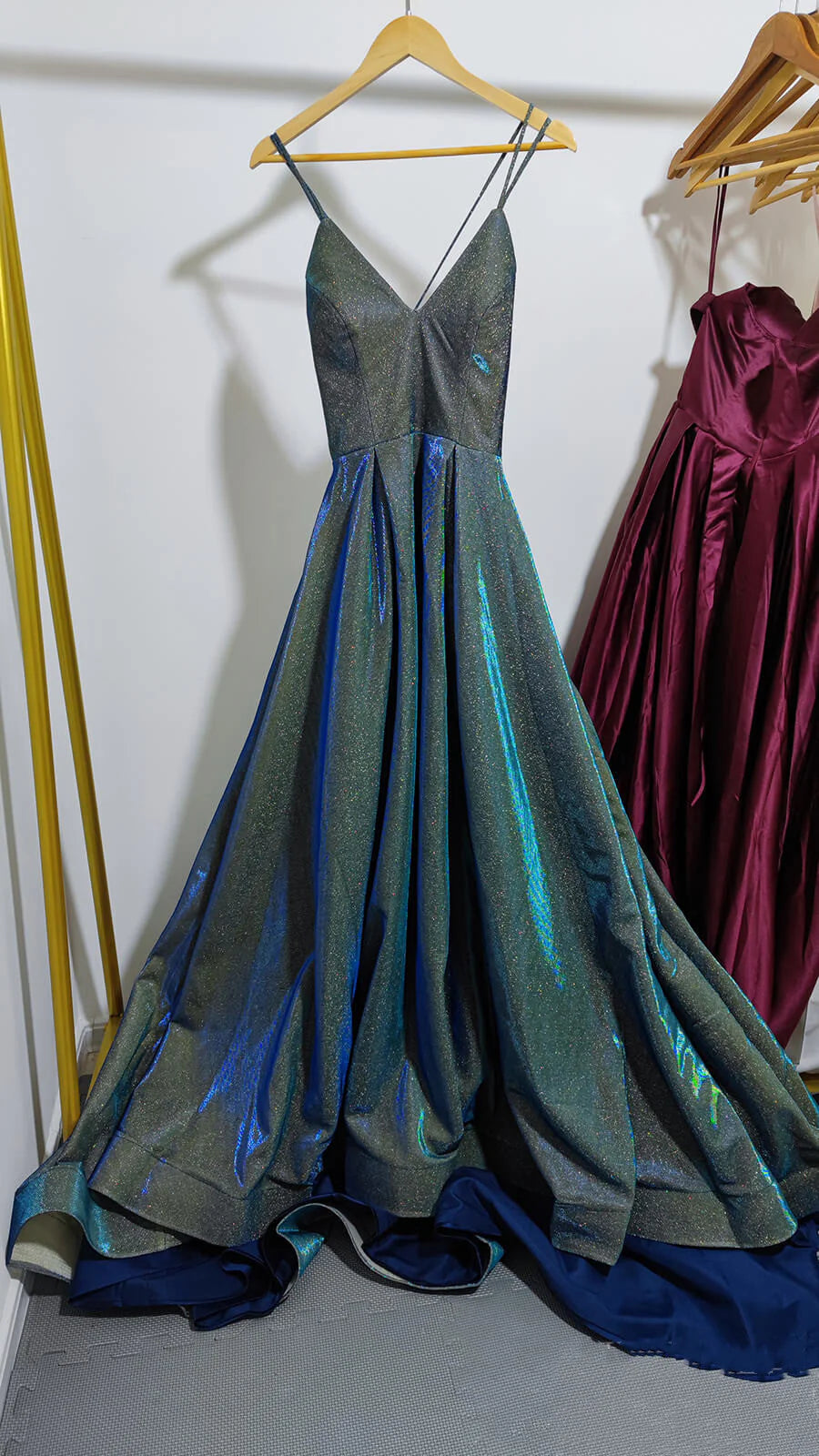 Vestidos de fiesta con lentejuelas verdes y tirantes finos brillantes, vestidos de mujer sin espalda