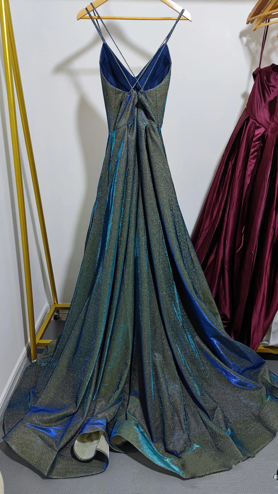 Vestidos de fiesta con lentejuelas verdes y tirantes finos brillantes, vestidos de mujer sin espalda
