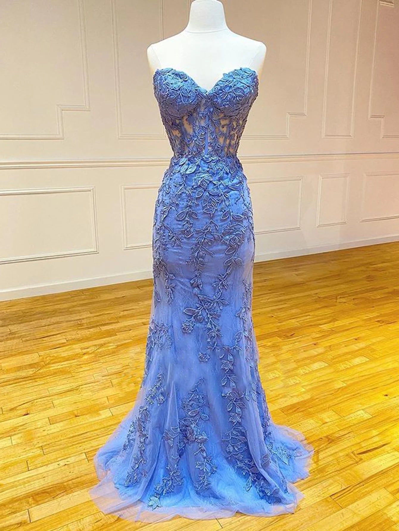 Vestido de fiesta largo de encaje de sirena con apliques