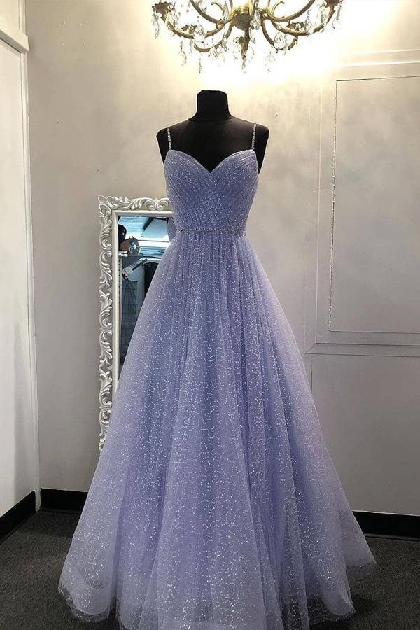 Vestidos de fiesta largos de noche con escote corazón, tirantes finos y cuentas color lavanda