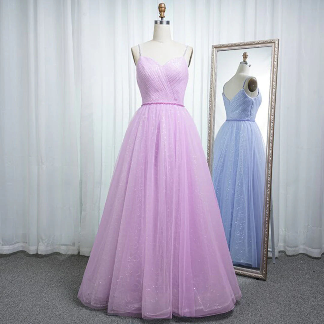 Vestidos de fiesta largos de noche con escote corazón, tirantes finos y cuentas color lavanda