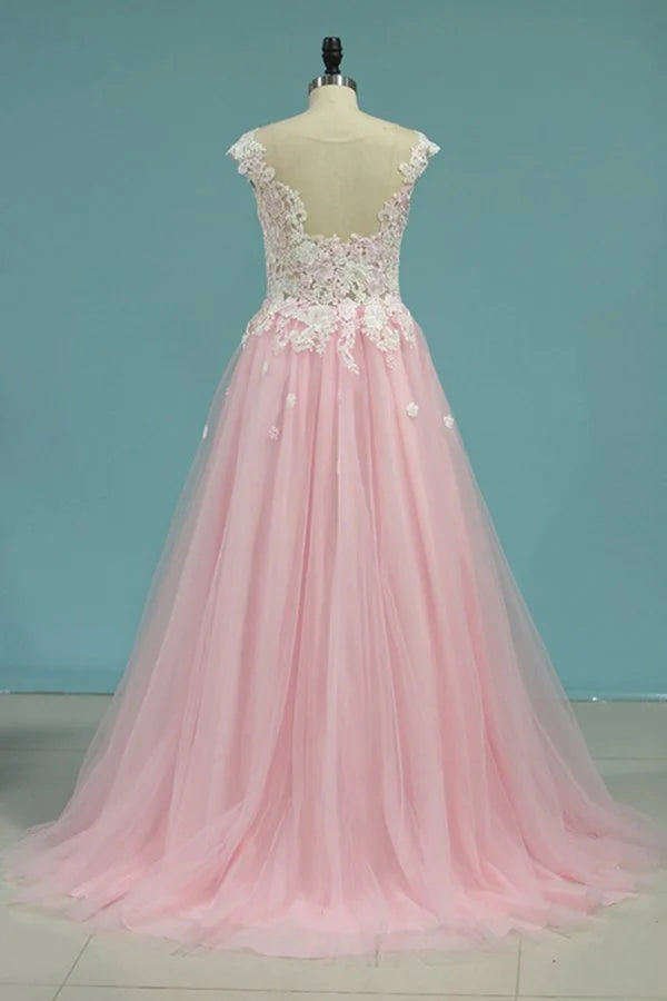 Vestidos de fiesta de tul con escote redondo y apliques, corte en A y cola larga