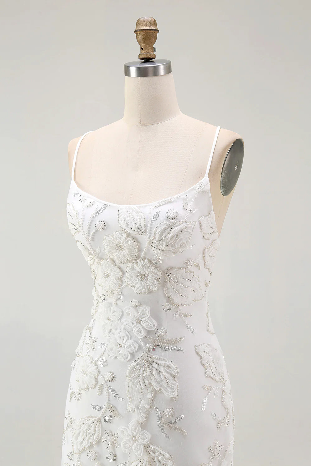 White Spaghetti Strap Scoop Neck Floral Applique Bodycon Homecoming Dress with Lace-Up Back and Slit Hem
