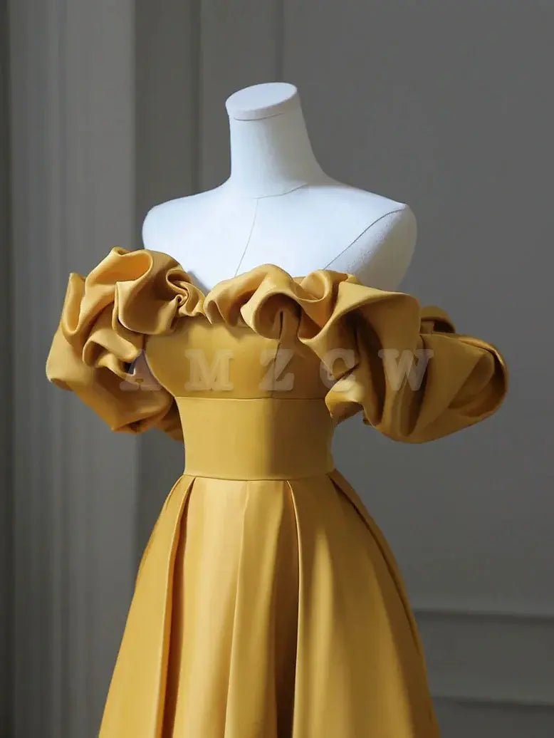 Amzcw Vestidos de fiesta largos de satén amarillo de corte A Vestido de noche largo amarillo Vestido de fiesta en tienda