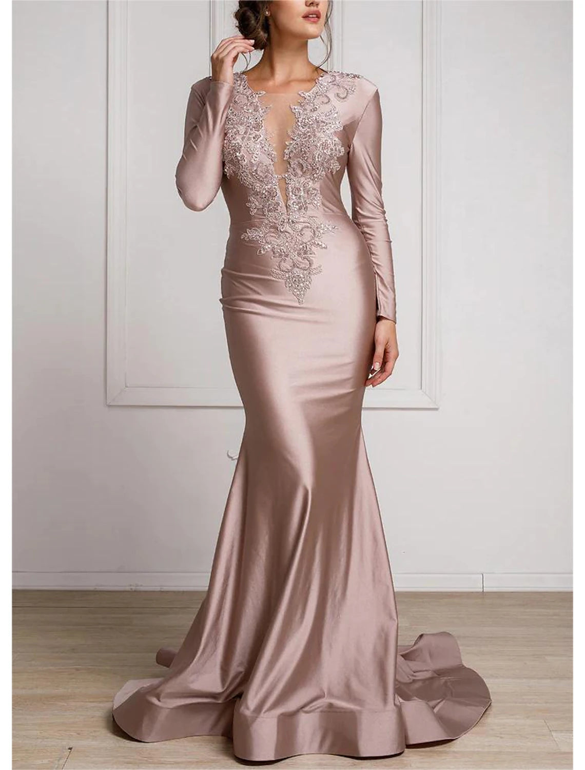 Jumpsuit / Pantsuit Mother of the Bride Dress Formal Wedding Guest Elegant V Neck Sweep / Brush Train Sequined Italy Satin Long Sleeve with Lace Solid Color
