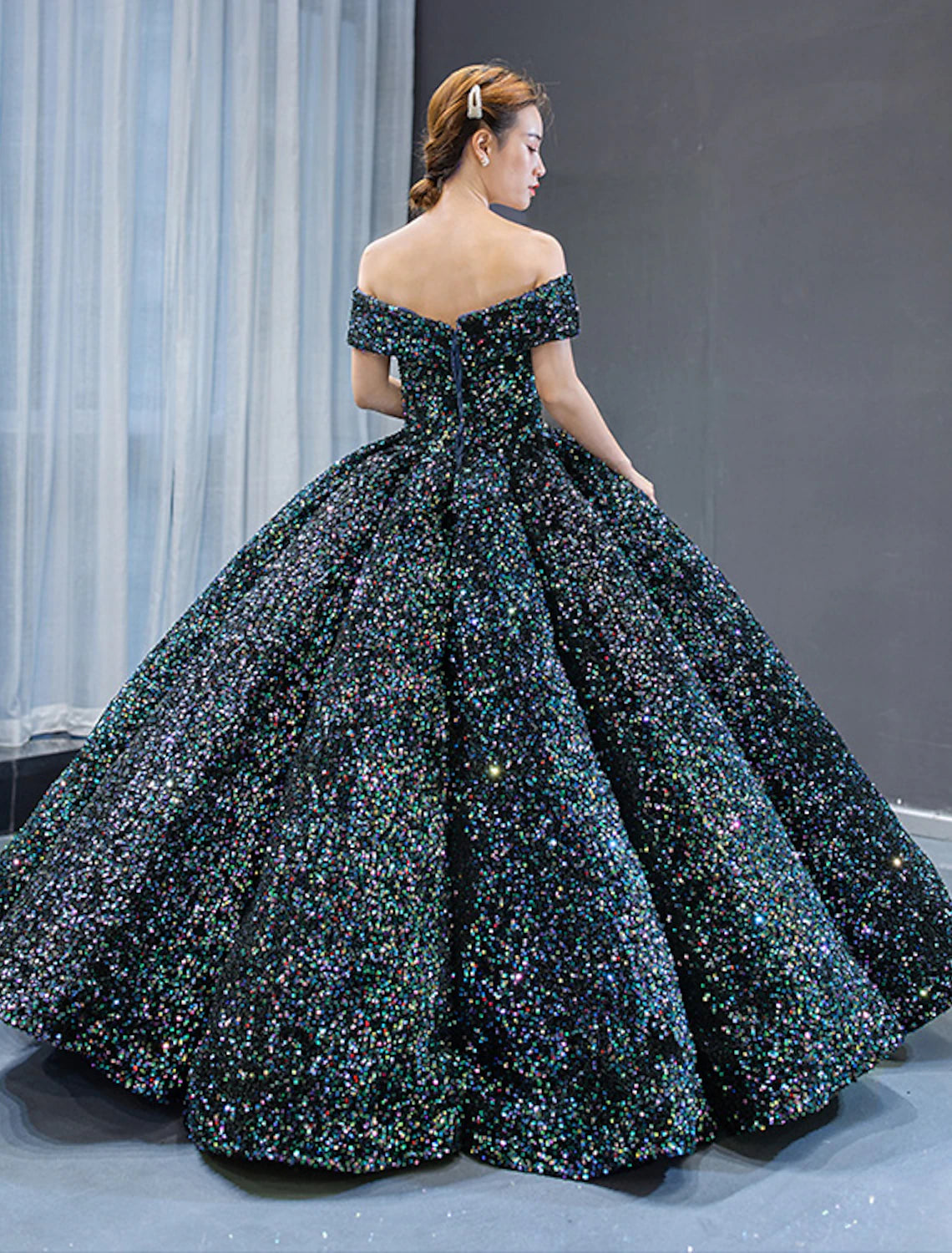 Ball Gown Luxurious Sparkle Quinceanera Formal Evening Birthday Dress Off Shoulder Sleeveless Floor Length Sequined with Pleats Sequin