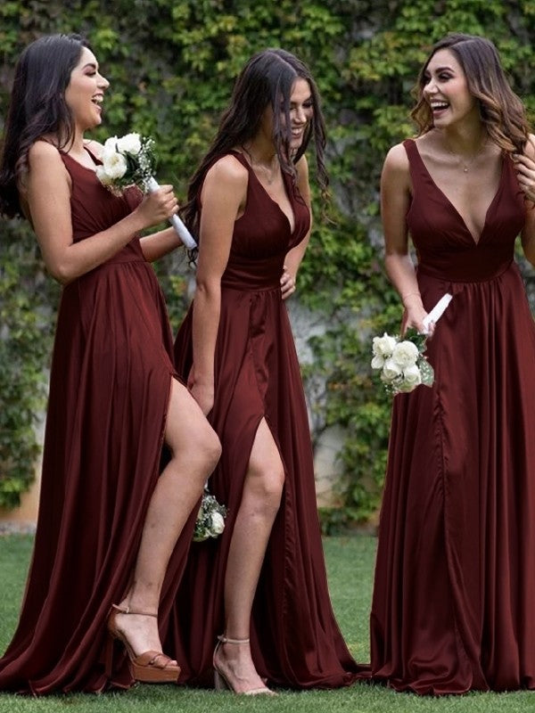 Vestidos de dama de honor de corte A/princesa, de satén tipo seda, fruncidos, escote en V, sin mangas, con cola larga