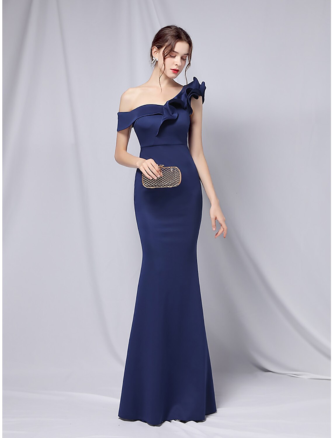 Vestido de fiesta de sirena, vestido de noche, vestido estilo imperio, para invitada de boda, formal, de noche, largo hasta el suelo, manga corta, un hombro, satén elástico con volantes