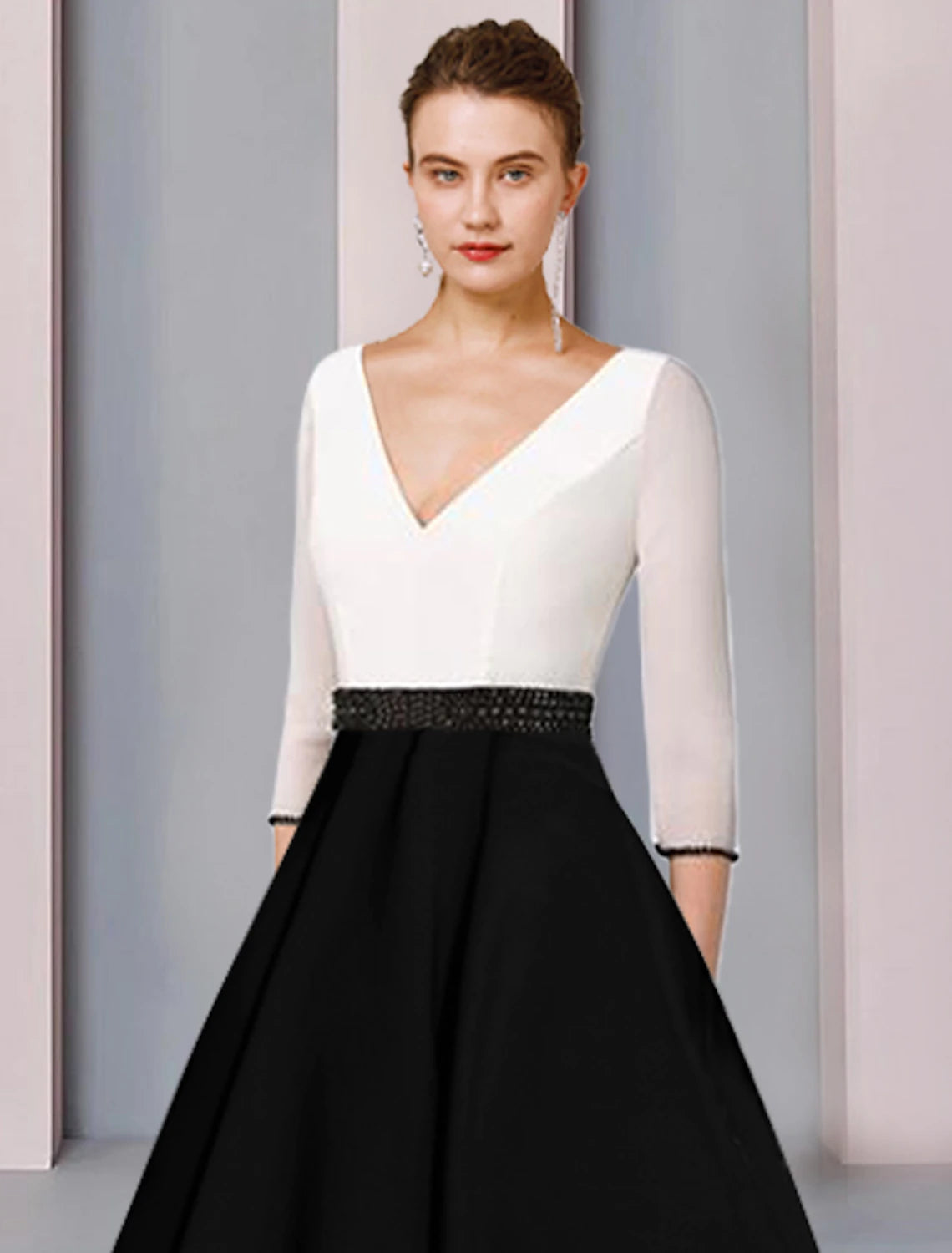 Vestido de Madre de la Novia de Corte A para Invitadas de Boda, Elegante, Escote en V, Largo hasta la rodilla, Gasa, Satén, Manga Corta, con Faja/Cinta, Bloque de Color