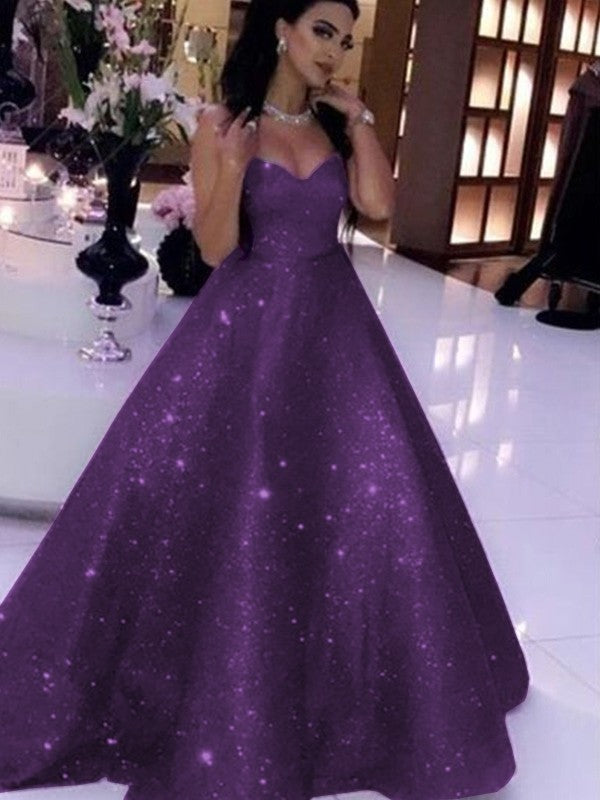 Vestidos de fiesta con escote corazón, sin mangas, con volantes y cola larga