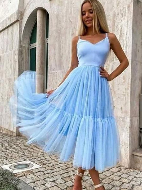 Vestidos de corte A/princesa de tul con volantes, escote en V, sin mangas y hasta la rodilla