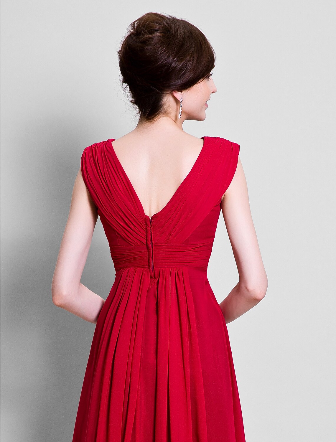 Vestido de madre de la novia de corte A, escote en V, largo hasta el suelo, de gasa, sin mangas, con drapeado lateral con cuentas